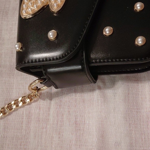 Beatful Black Embellished Purse with Gold Bee & Pearl Accents - Picture 3 of 6